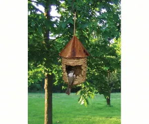 Small Hanging Grass Twine House with Roof