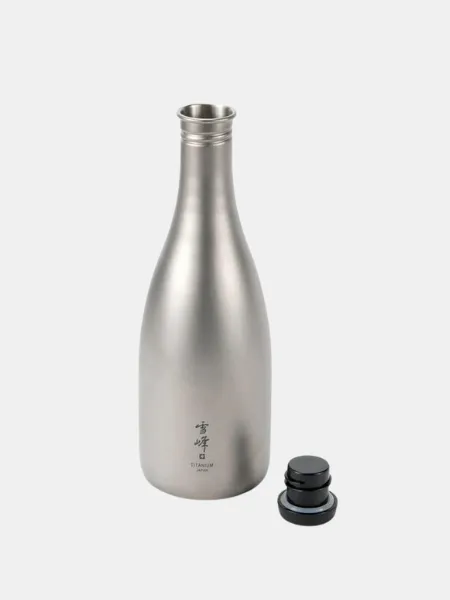 SNOW PEAK TITANIUM SAKE BOTTLE