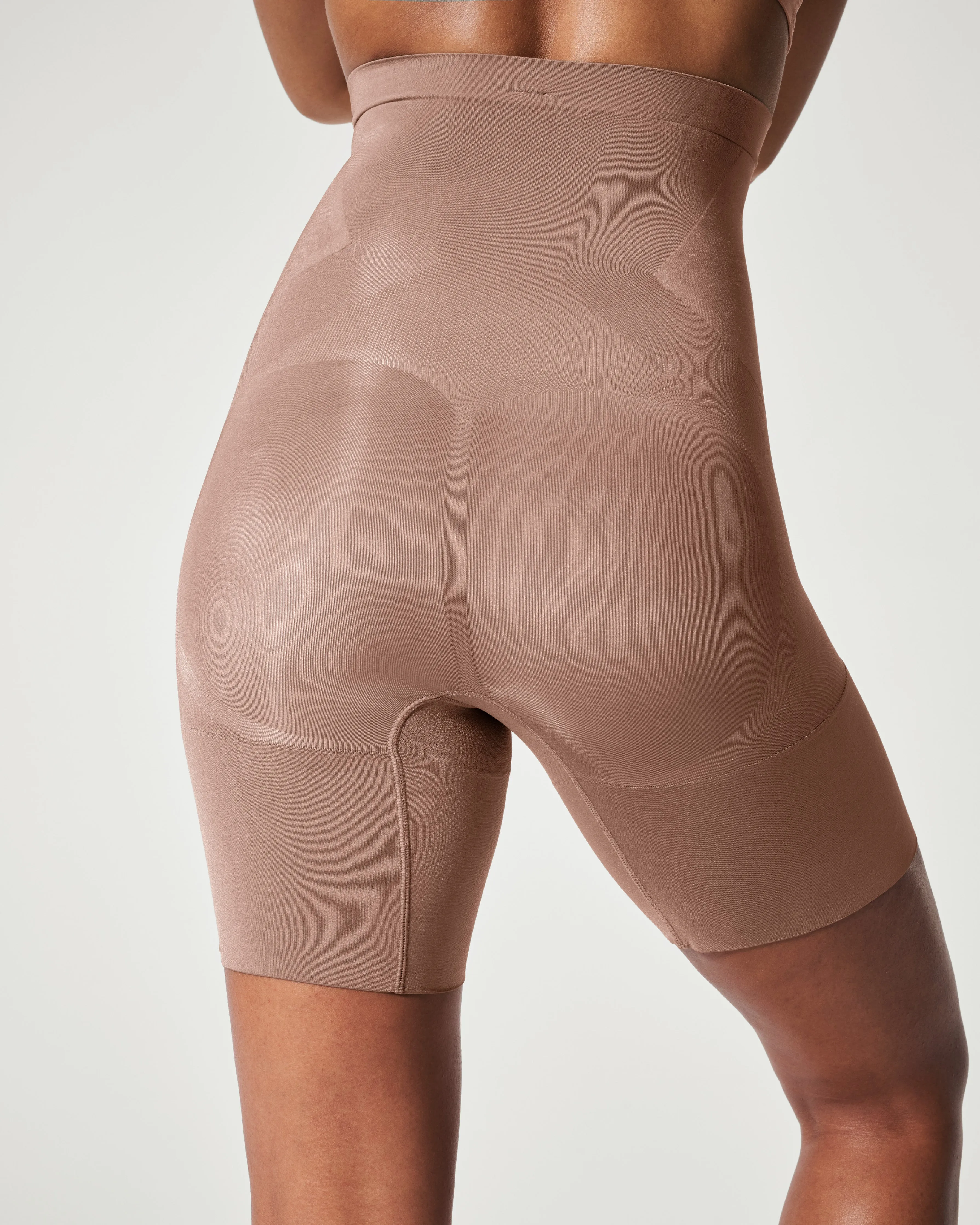SPANXsculpt™ OnCore High-Waisted Mid-Thigh Short