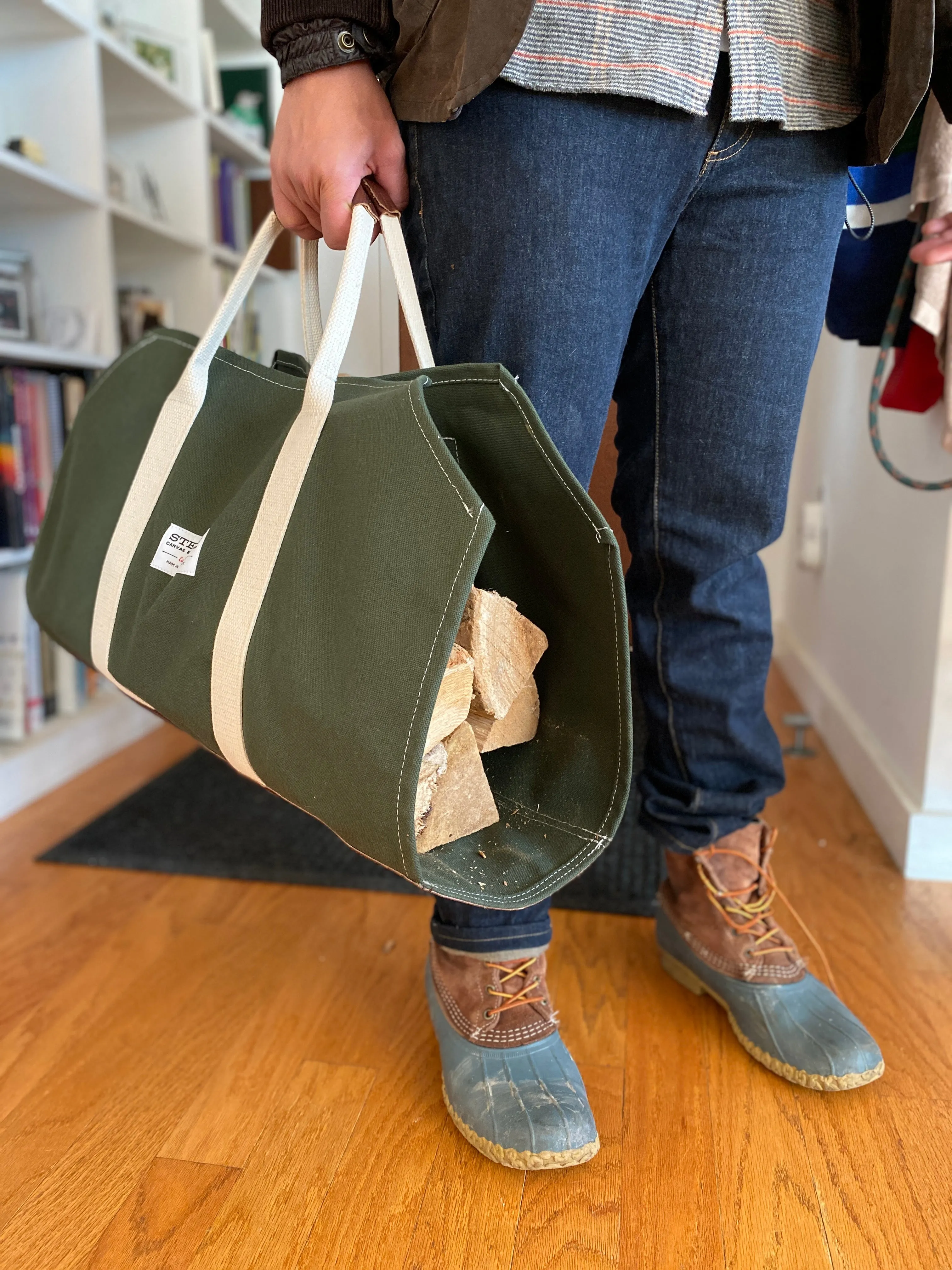 Steele Log Carrier