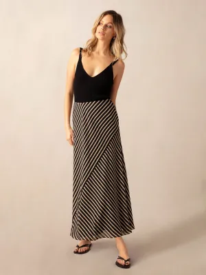 Classic FlaredSkirt