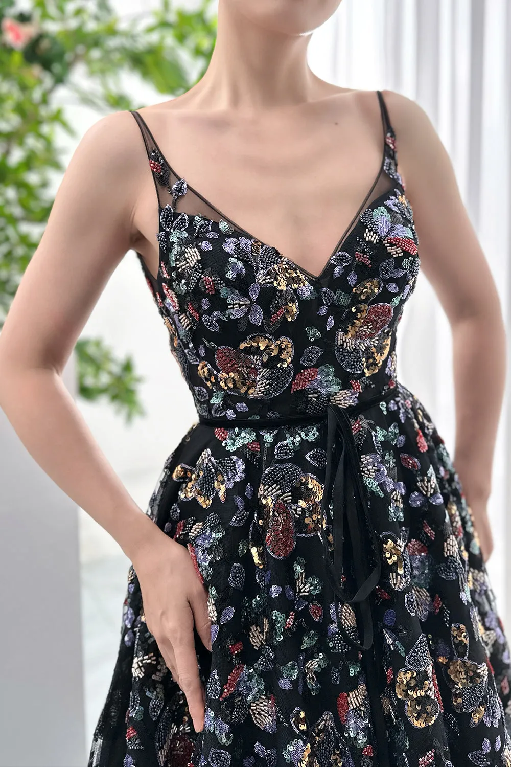 Straps V Neck Beaded Sequin Floral Black Dress