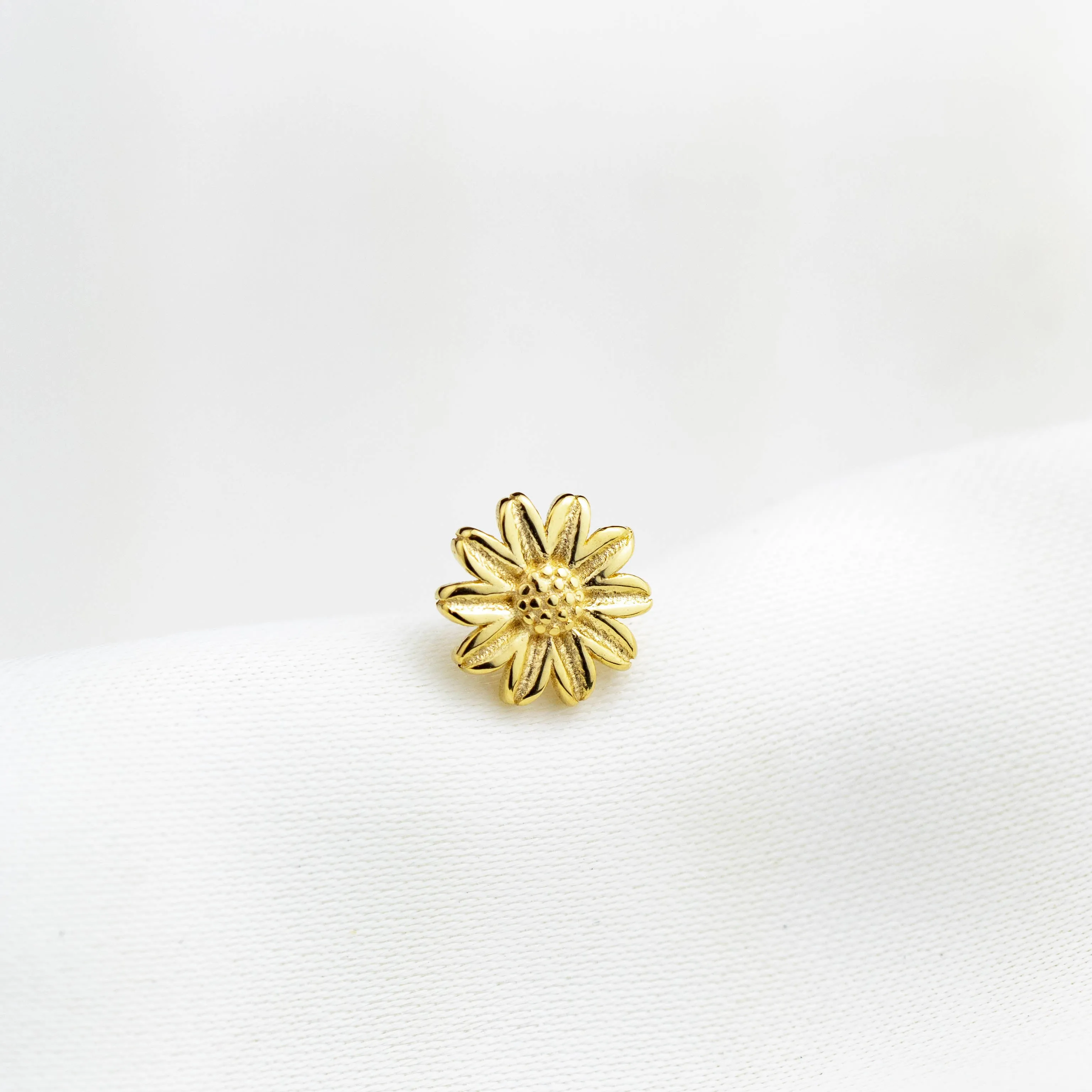 Sunflower Stud