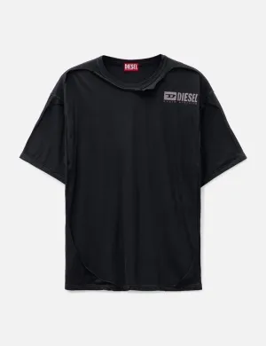 T-shirt with destroyed peel-off effect