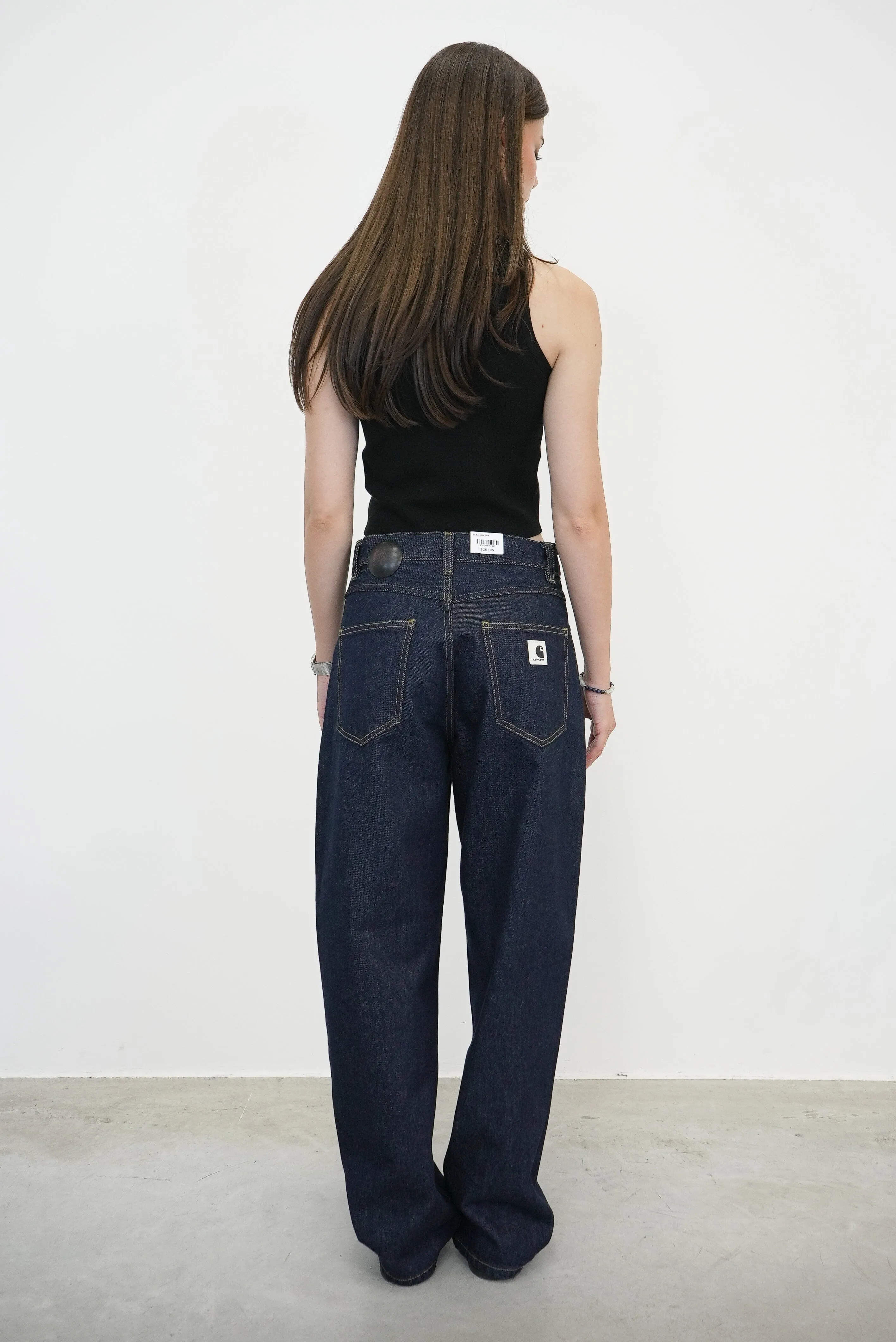 TARY SLEEVELESS TURTLENECK CROP TOP