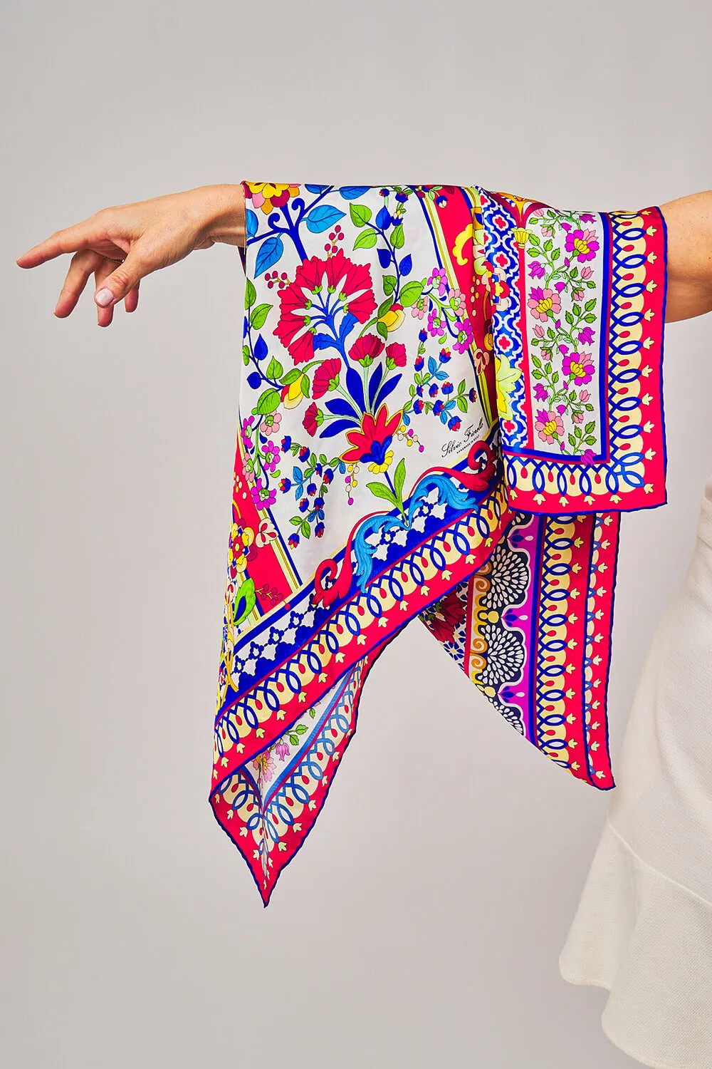 Tauromerion Multicolour Silk Twill Scarf and Ring