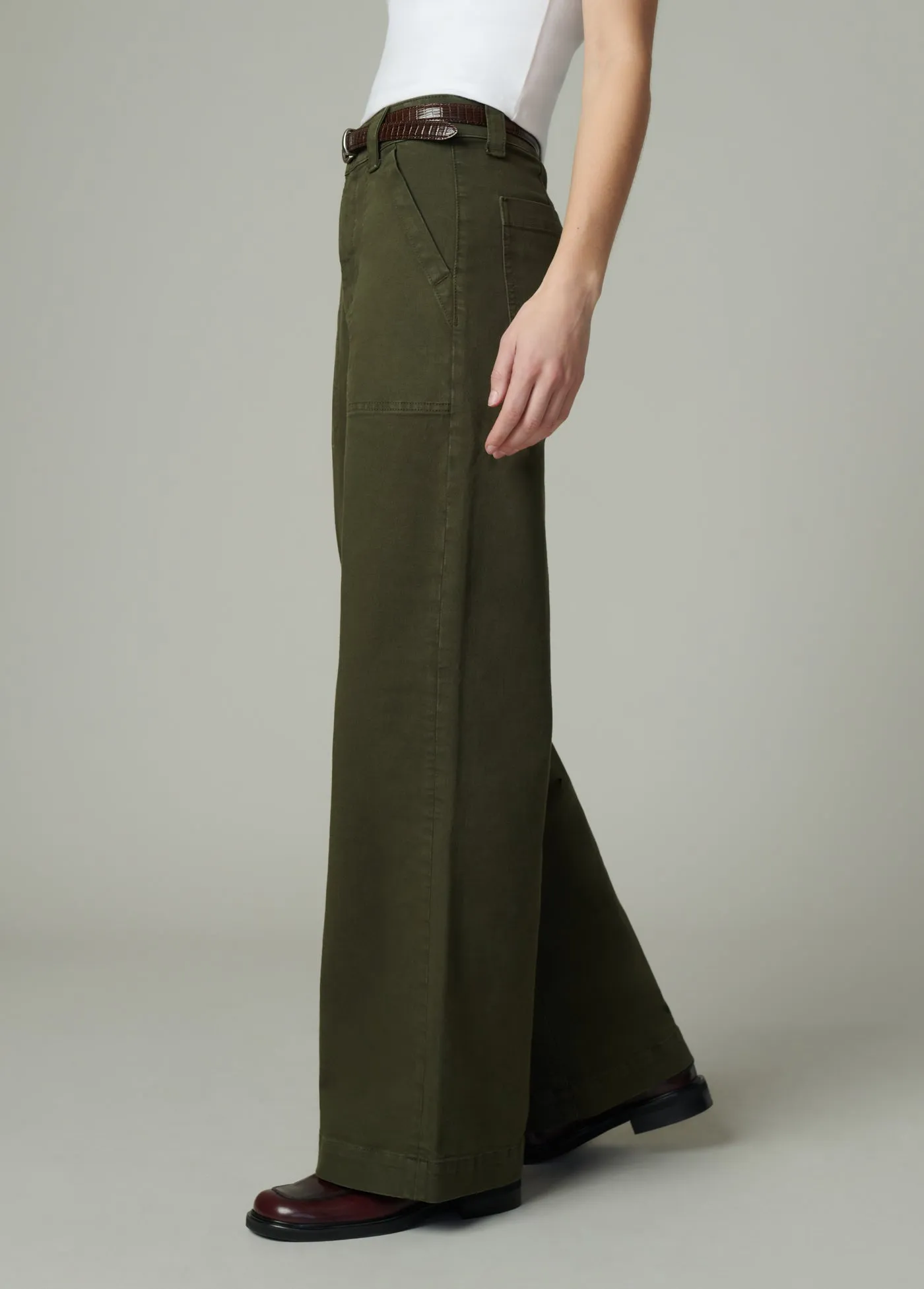 THE CHLOE UTILITY WIDE LEG