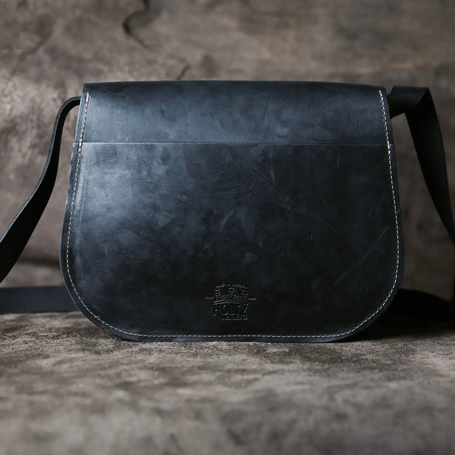 The Derby Crossbody Fine Leather Purse