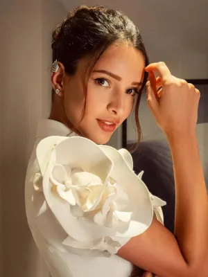 Triptii Dimri In Double Dynamite Ear Cuff