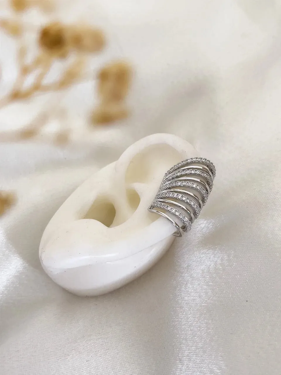 Triptii Dimri In Double Dynamite Ear Cuff