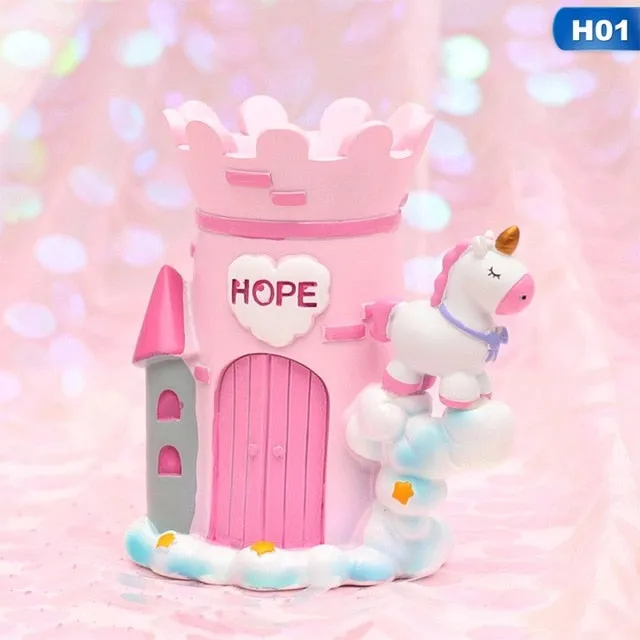 Unicorn Castle Pen Holder