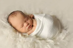 White Cloud Woven Fabric Newborn Wrap