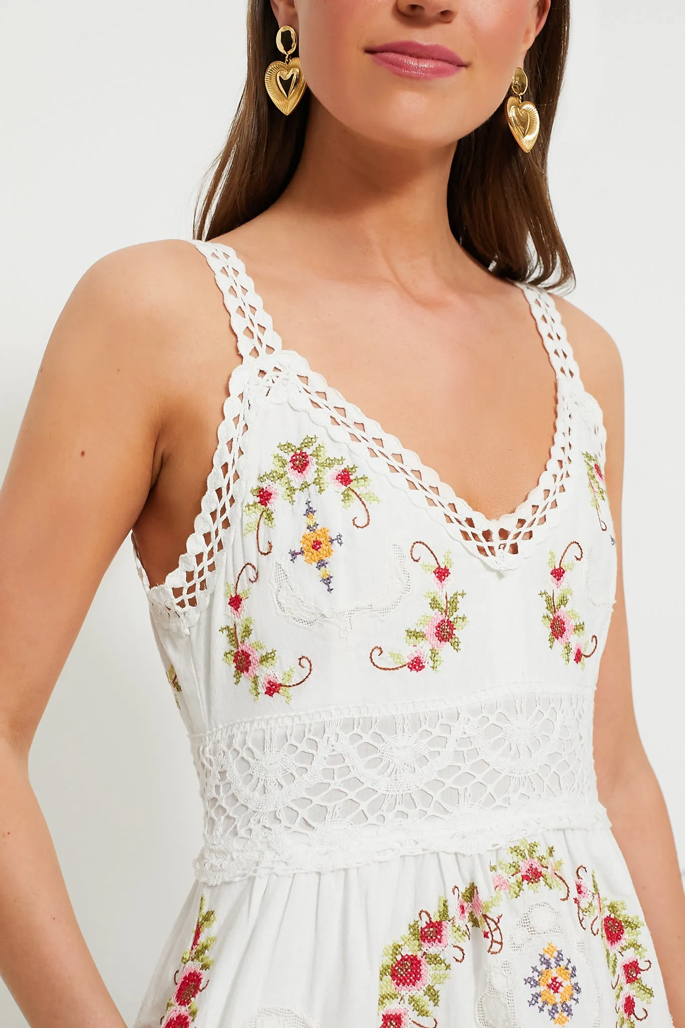White Edwina Embroidery Sleeveless Dress