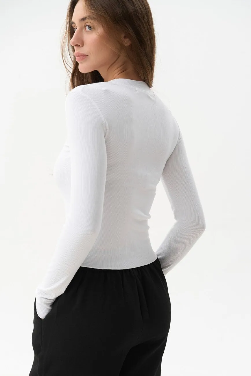 White longsleeve with buttons