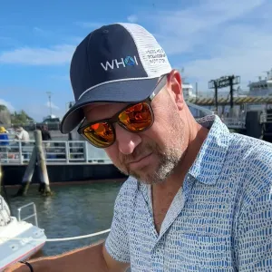 Logo Caps