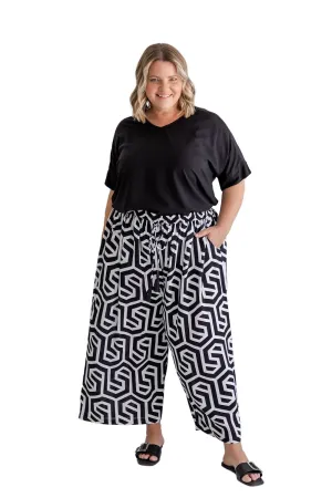 Wide Leg Relaxed Fit Pants - Black & White Geo