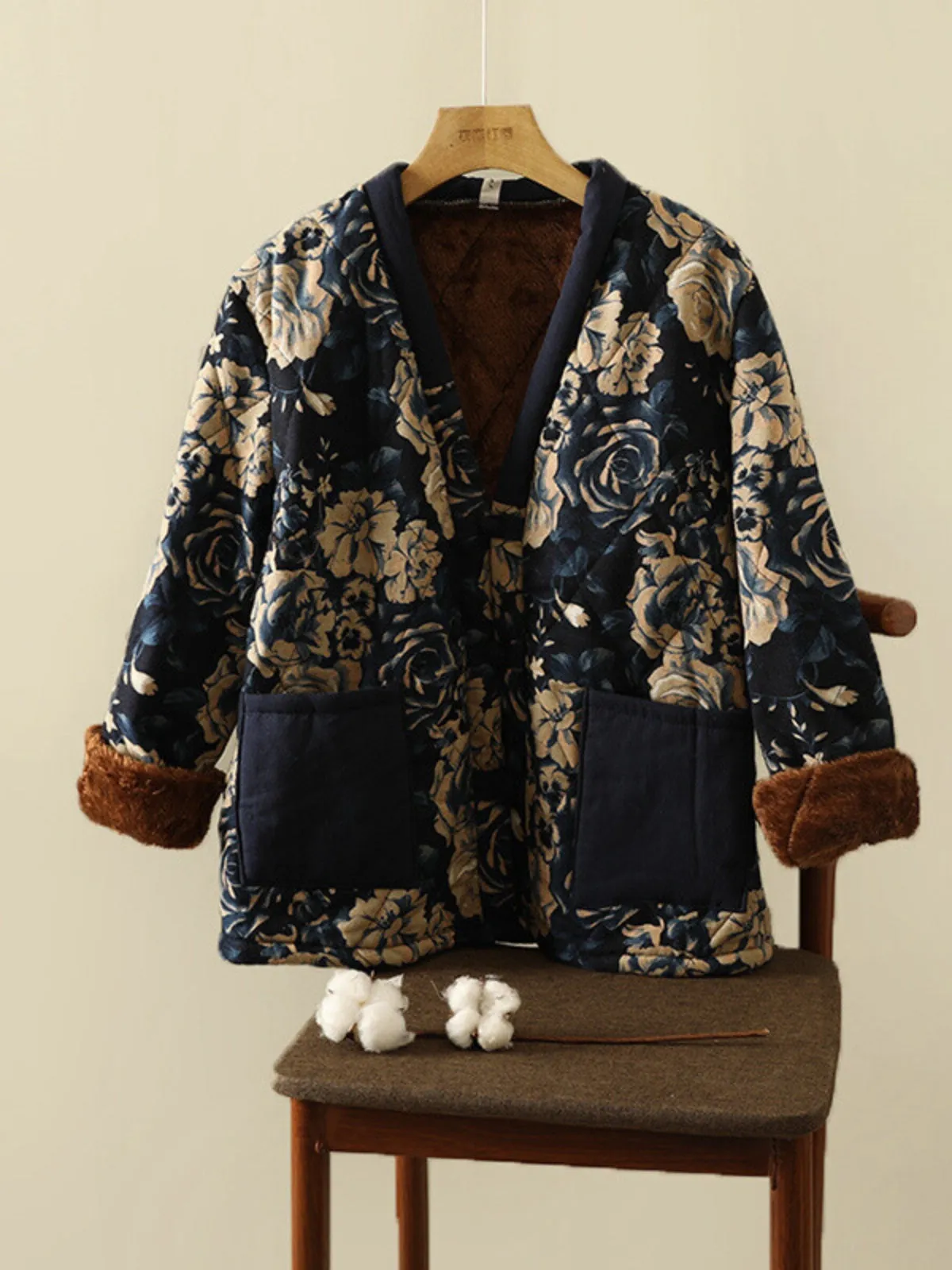 WLS Large Flowered Thickened Cotton Buckle Cardigan