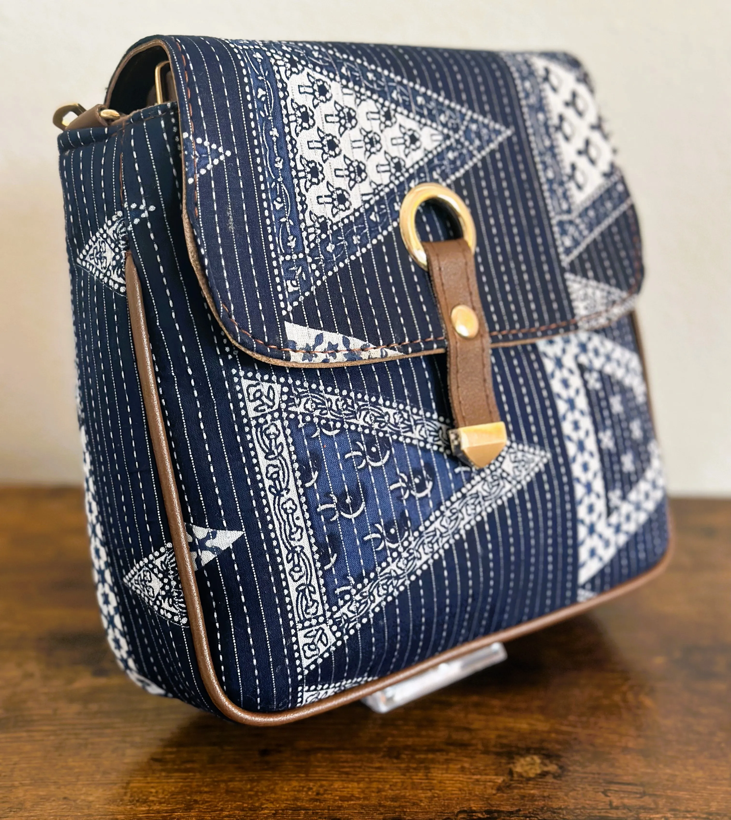 Women Crossbody Sling Messenger Bags