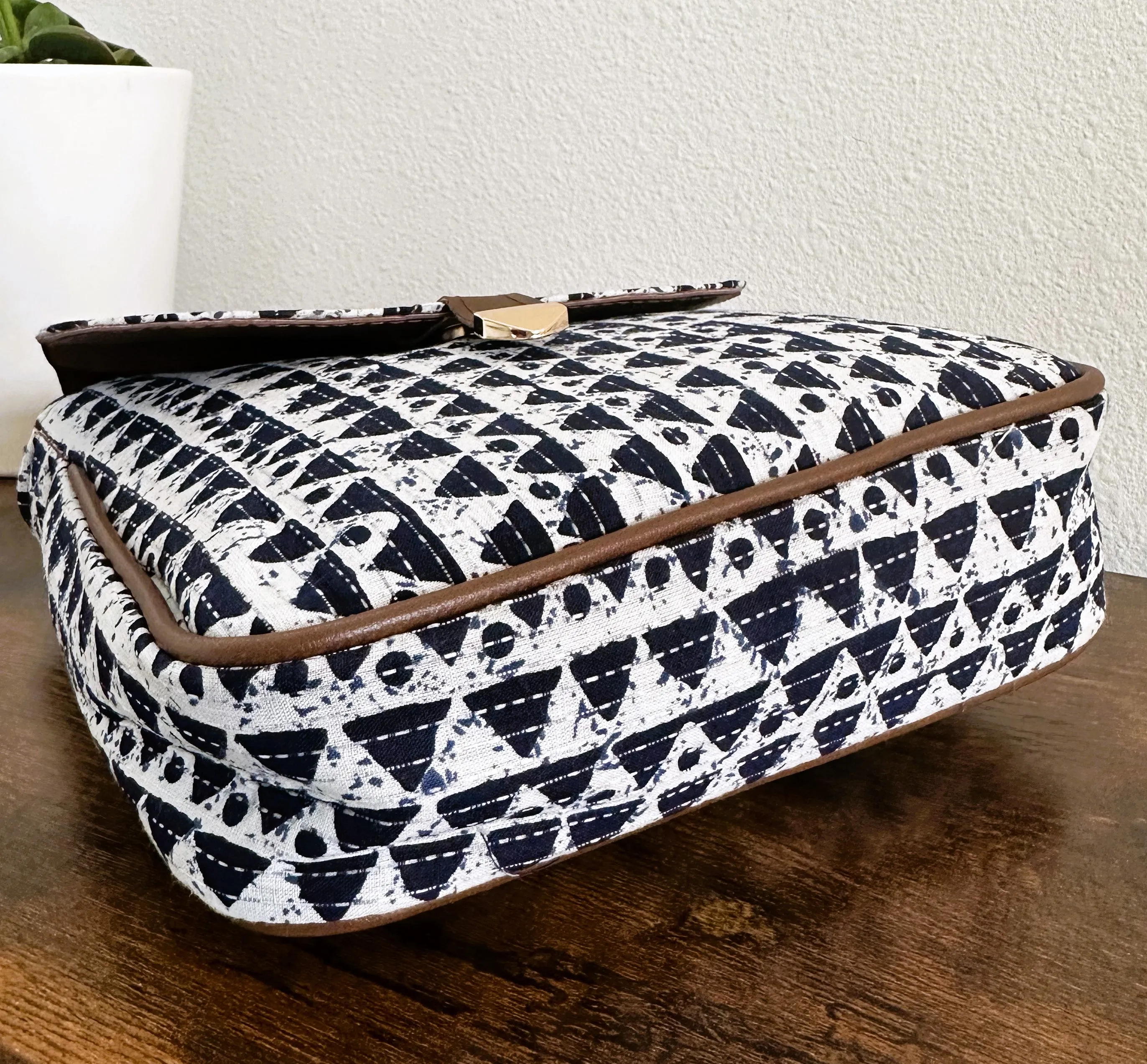 Women Crossbody Sling Messenger Bags