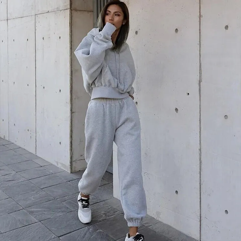 Women's Solid Color Two-Piece Tracksuit – Hoodie & Wide-Leg Pants Set