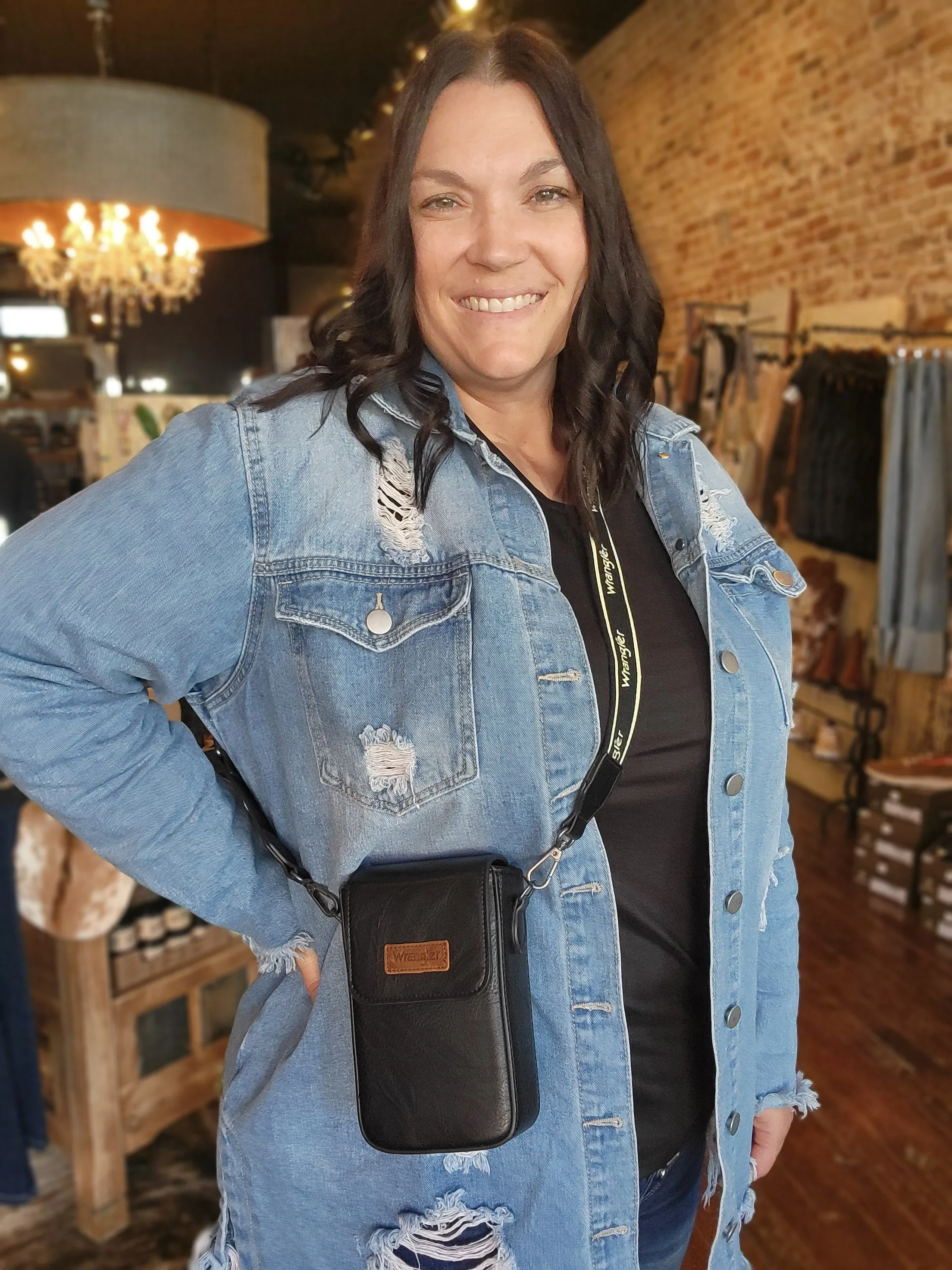 Wrangler Tynn Crossbody [Black]  ✙ON SALE NOW: 30% OFF✙