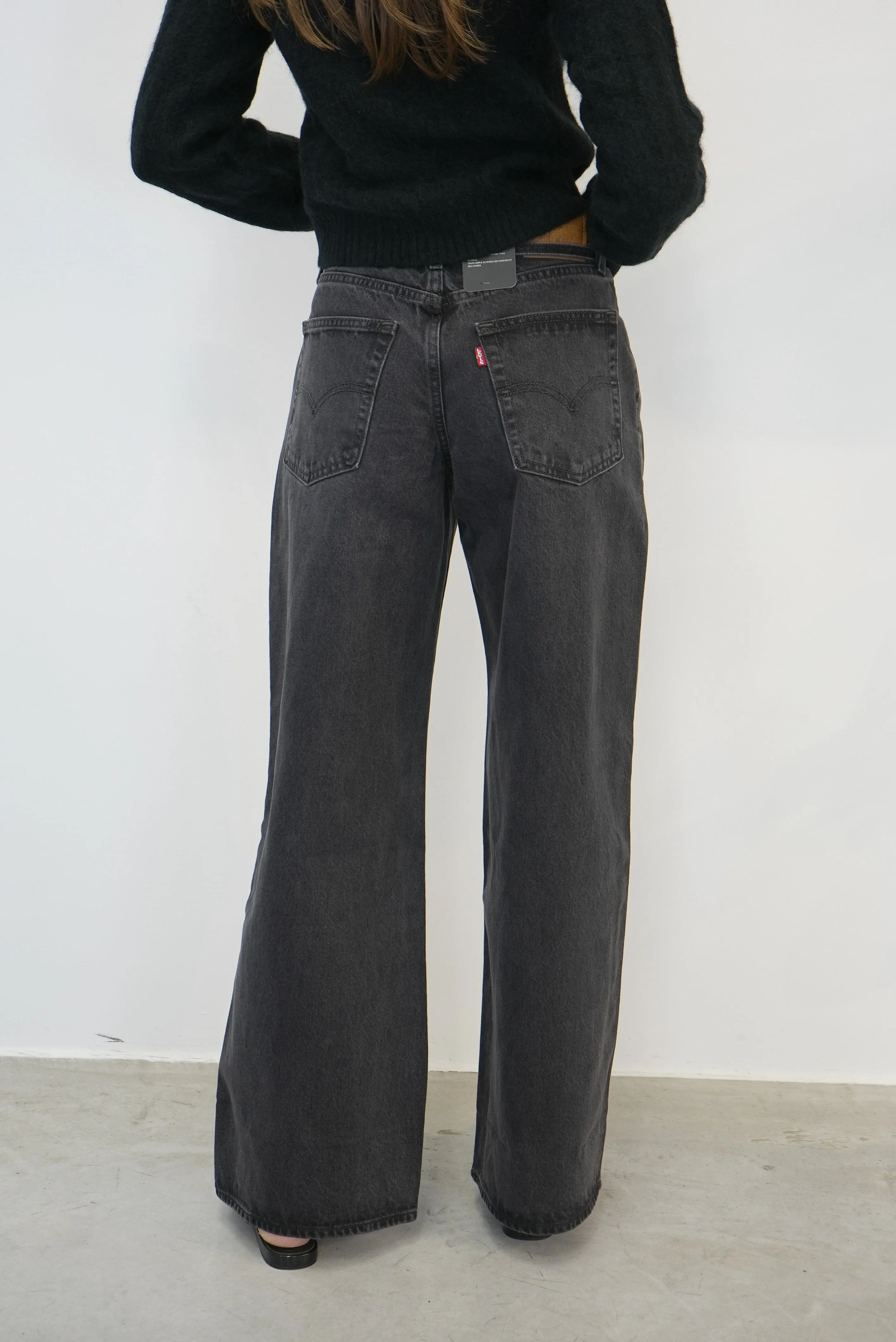 XL STRAIGT JEAN IN INFLUENTIAL LADY