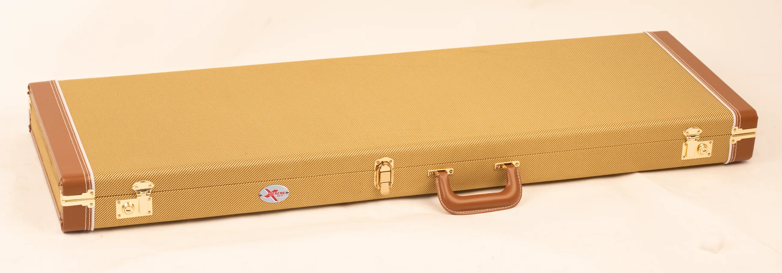 XTREME | XC21TW | Vintage rectangular electric guitar Case - Suit P or J style