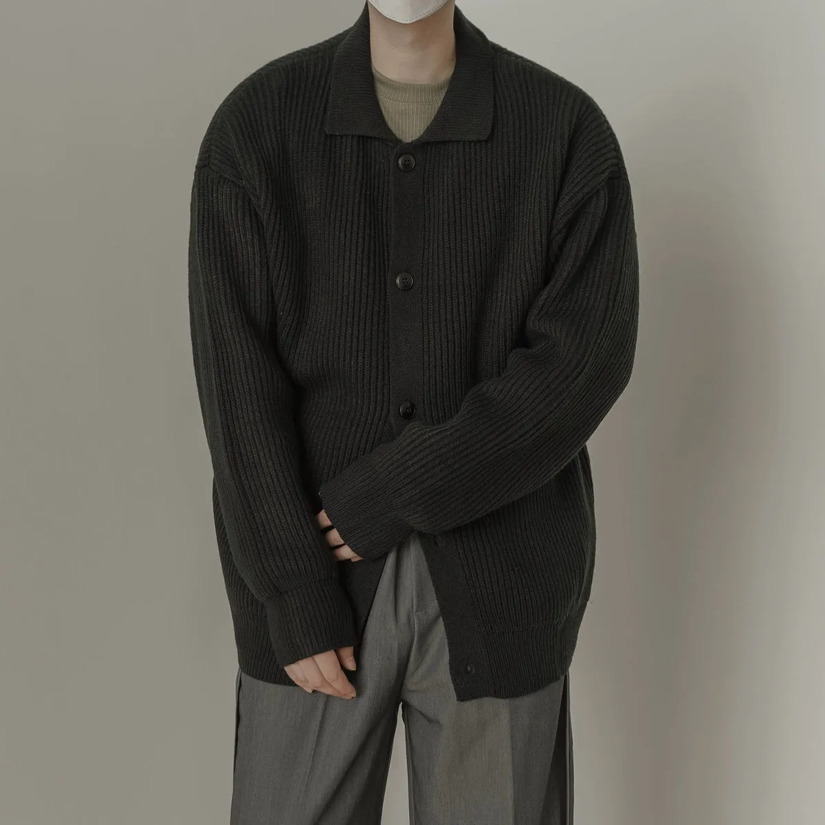 Zhou Vertical Pit Stripes Collared Cardigan