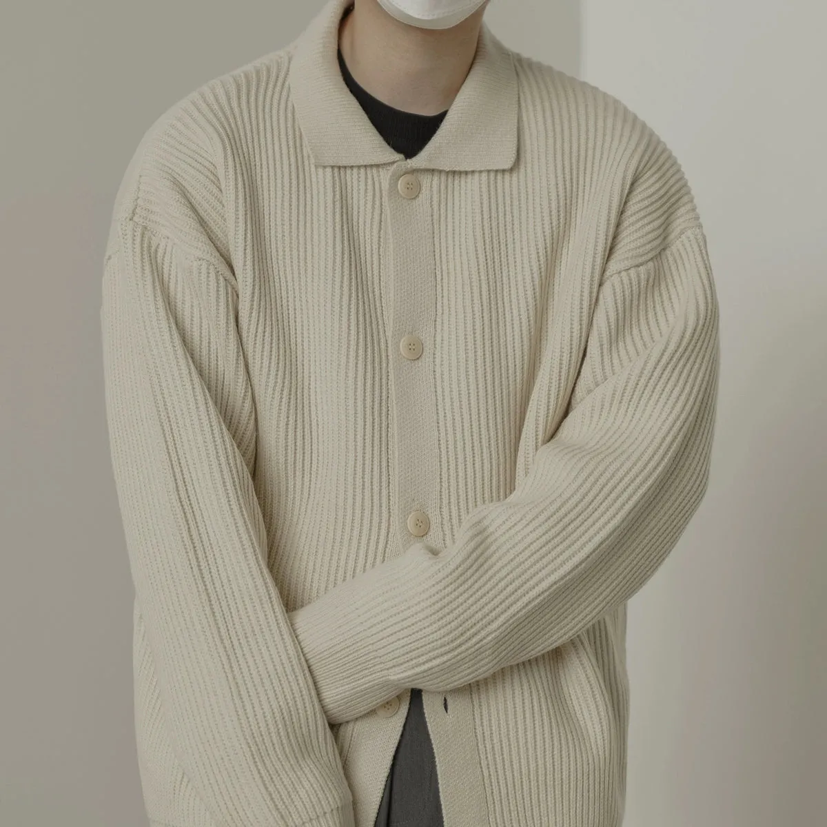 Zhou Vertical Pit Stripes Collared Cardigan