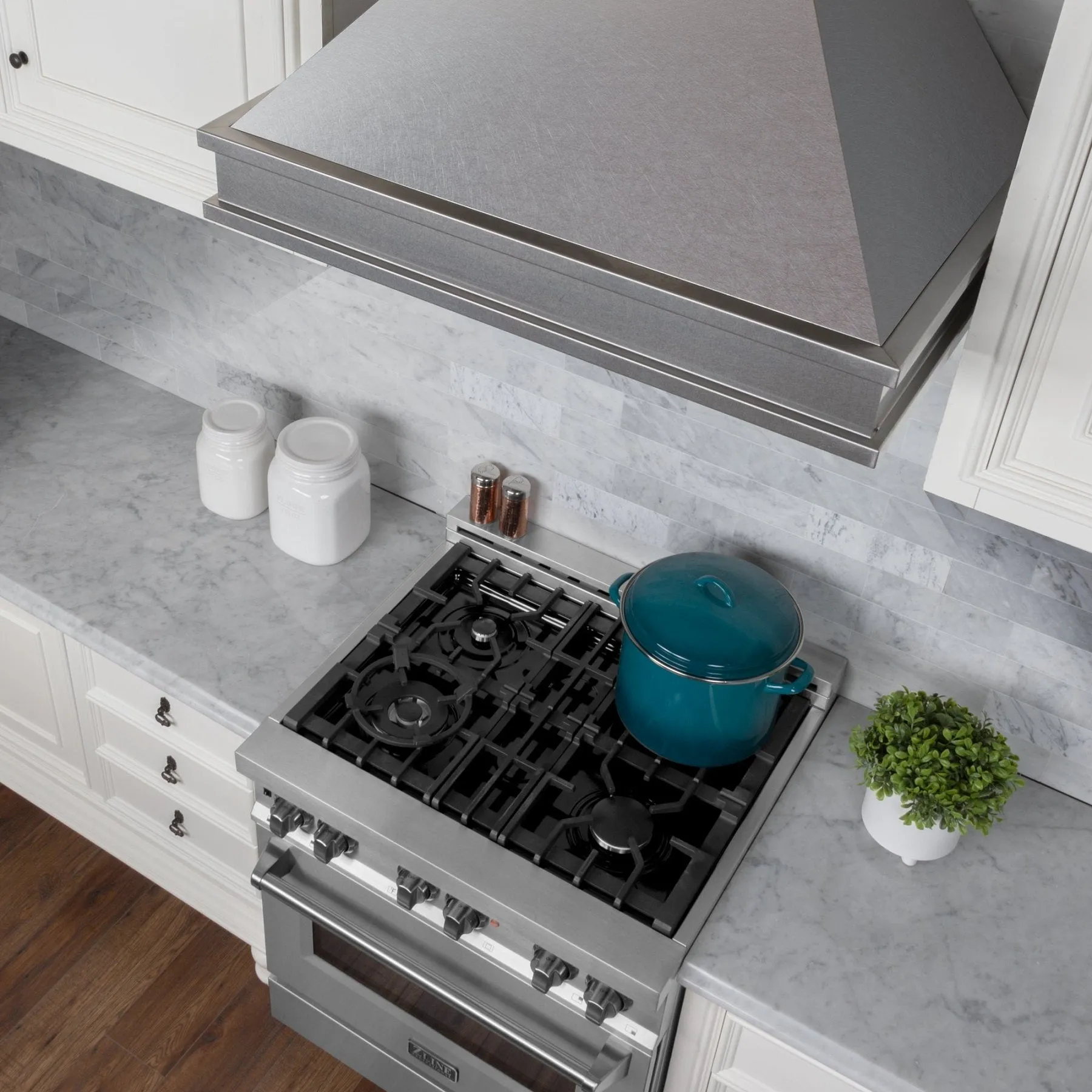 ZLINE 30" Designer Series DuraSnow® Wall Mount Range Hood (8656S-30)